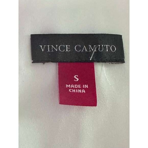 Vince Camuto off white silver sleeveless blouse size Small - Picture 3 of 16